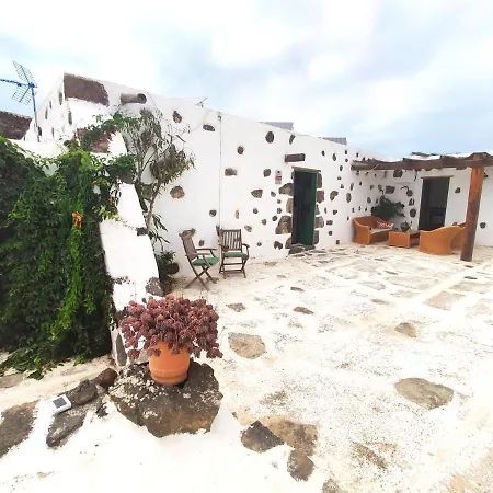 Holiday home Roca Redonda Haria